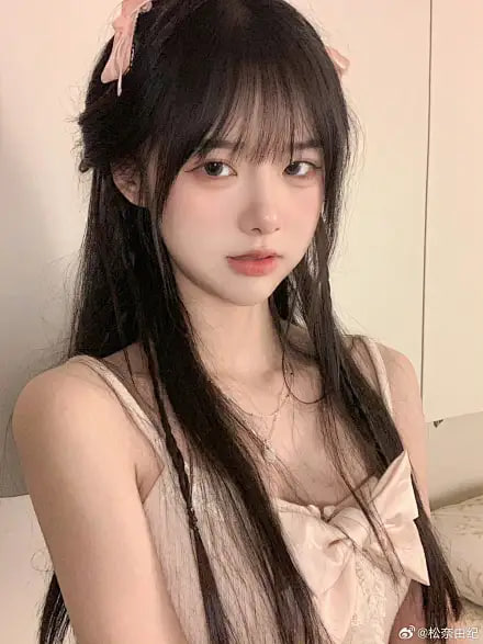 灯火校服2026海报